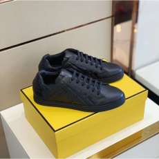 Fendi Low Shoes